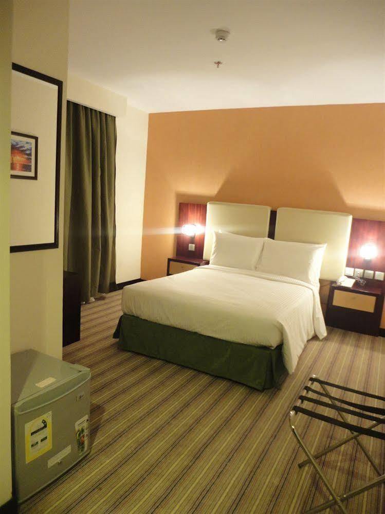 Days Olaya Hotel Riyad Extérieur photo